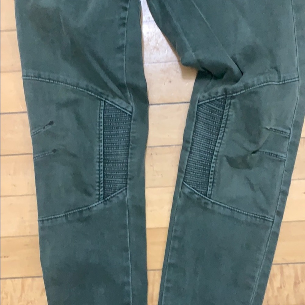 Olive pants - Picture 3 of 4